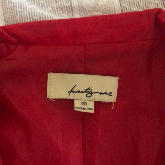 Short Sleeve Red Blazer - Picture 6 of 7